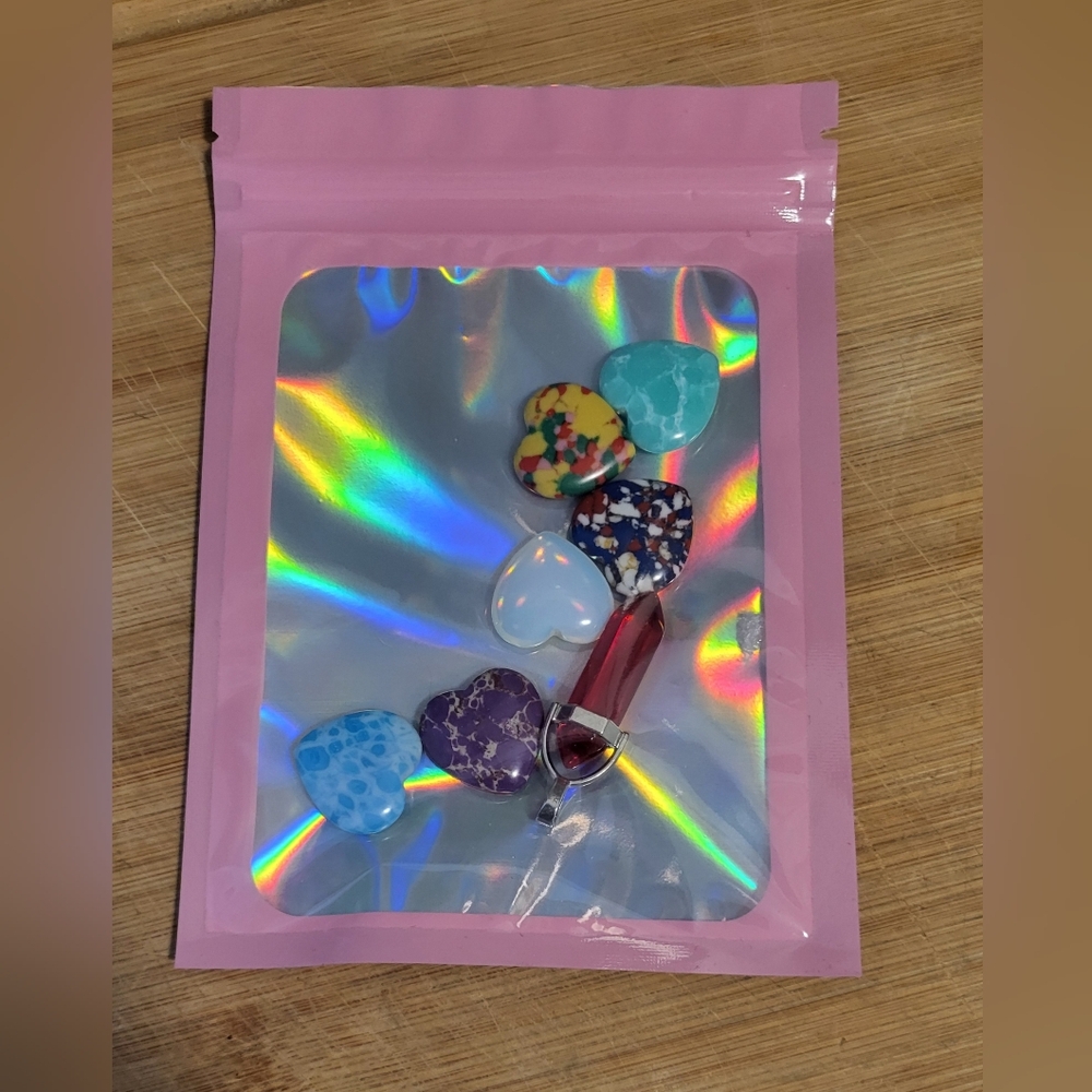 ✨Add To Any Bundle Free✨          💖Valentine’s Crystal Surprise 💖
